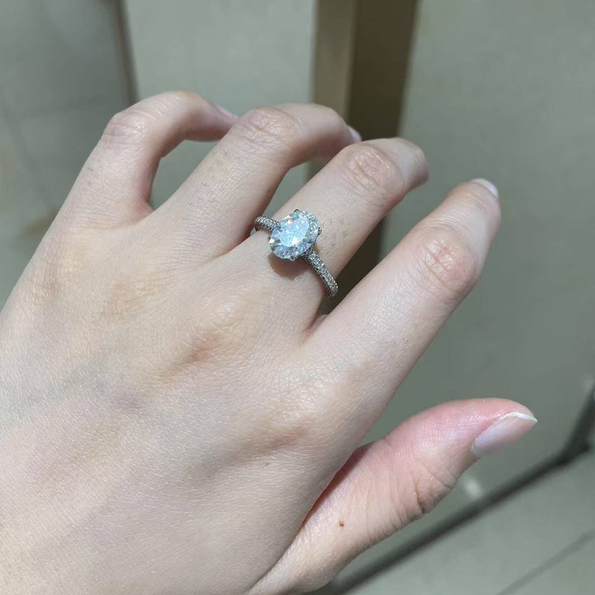 蛋形女戒S925银镀白金定制选款莫桑钻2.5ct/副石高碳钻